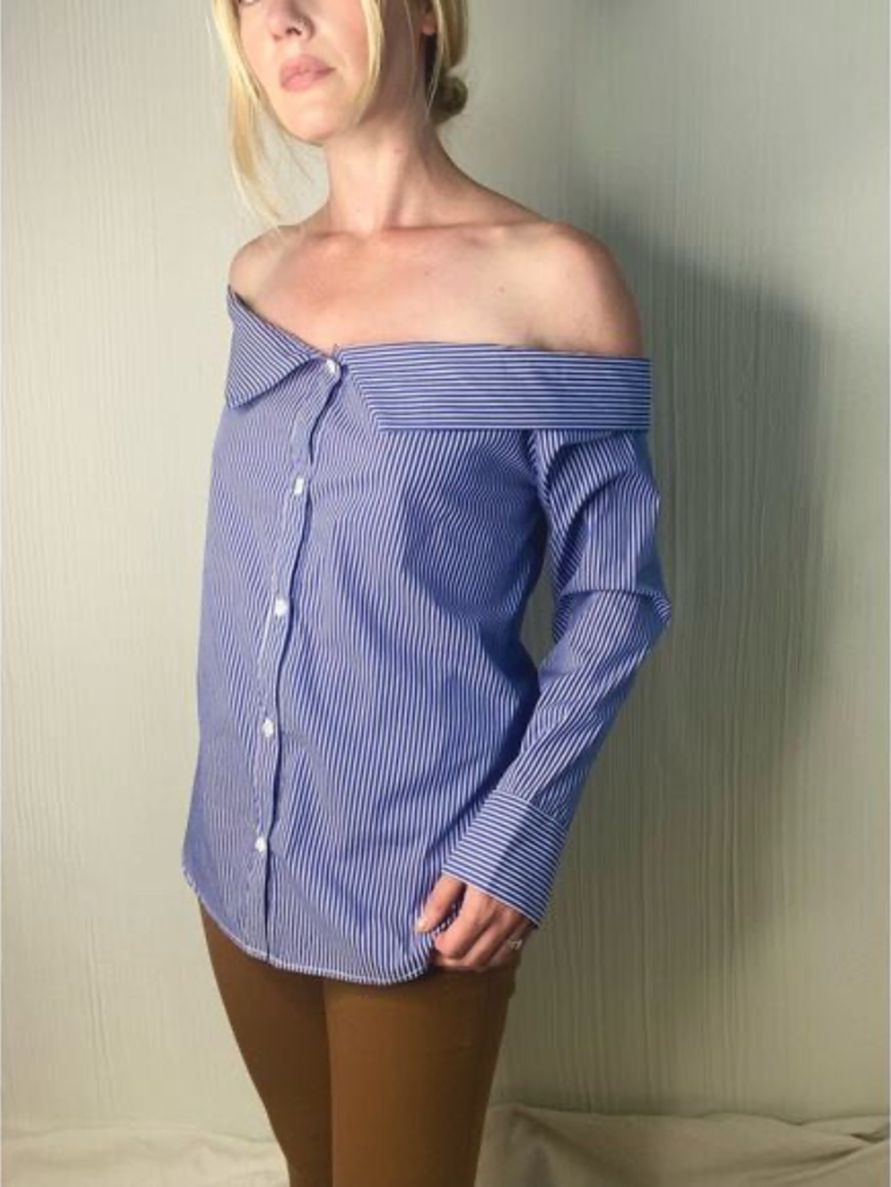 Zara Blue and White Striped Top SZ XS